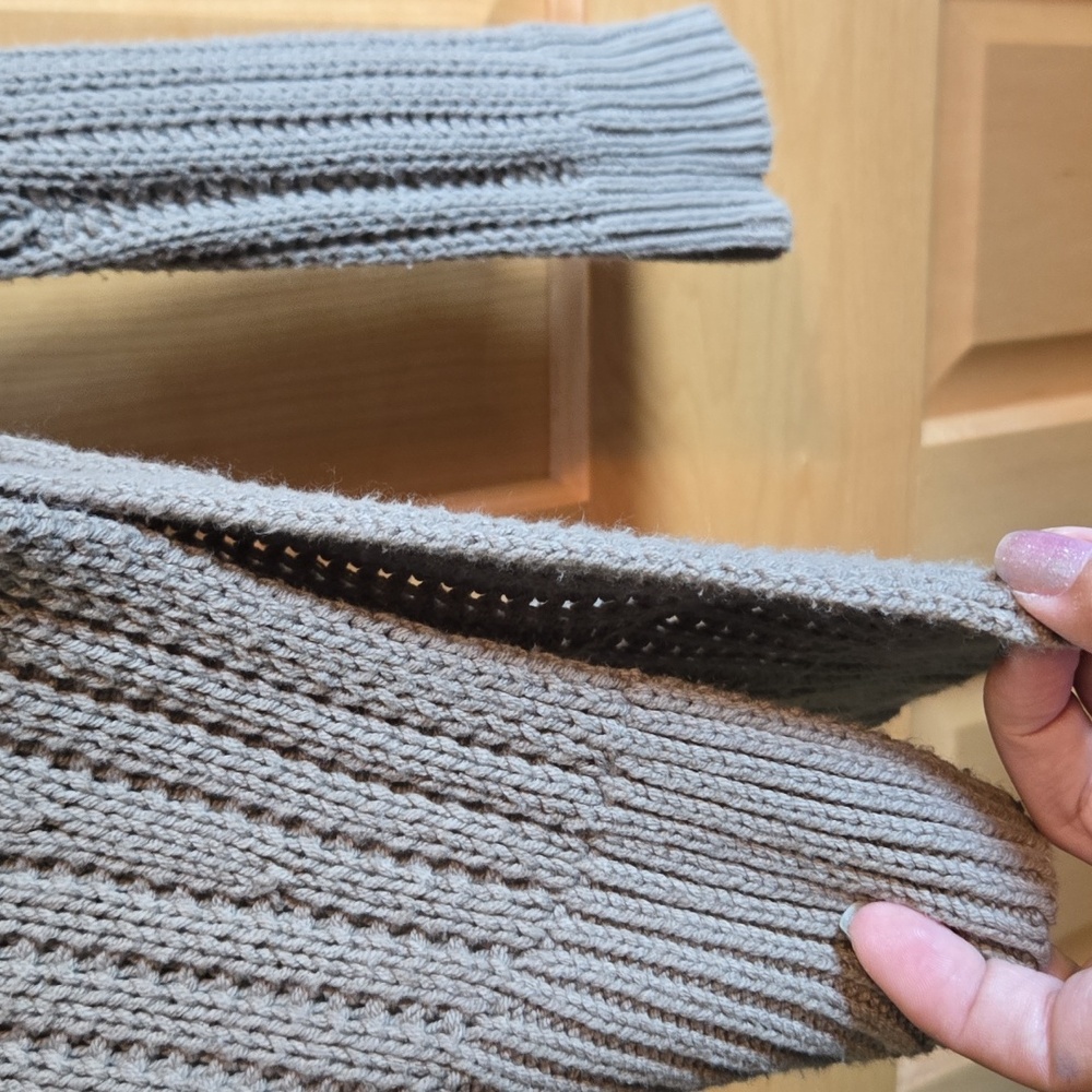 Cardigan - Picture 4 of 4